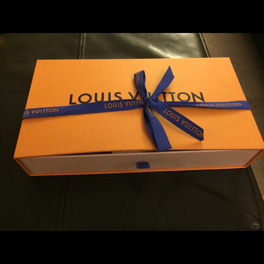 Louis Vuitton Montana men’s belt. - Picture 2 of 8